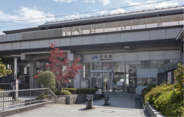 JR山陰本線「円町」駅（約480m）